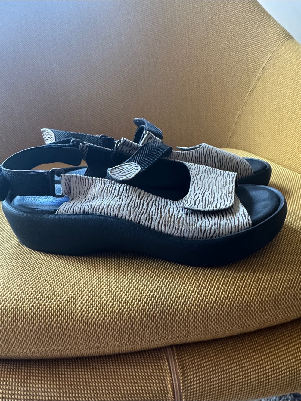 Willy  Slingback  comfort  Sandals in Black and White Zebra